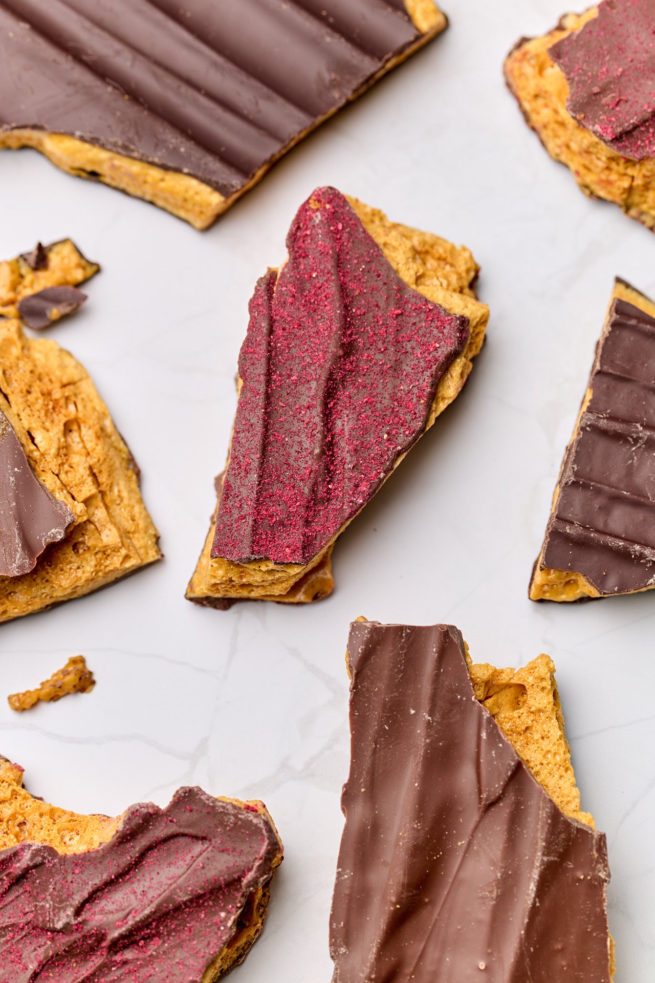 Honeycomb | Raspberry | Milk Chocolate | 42% cacao | 100g